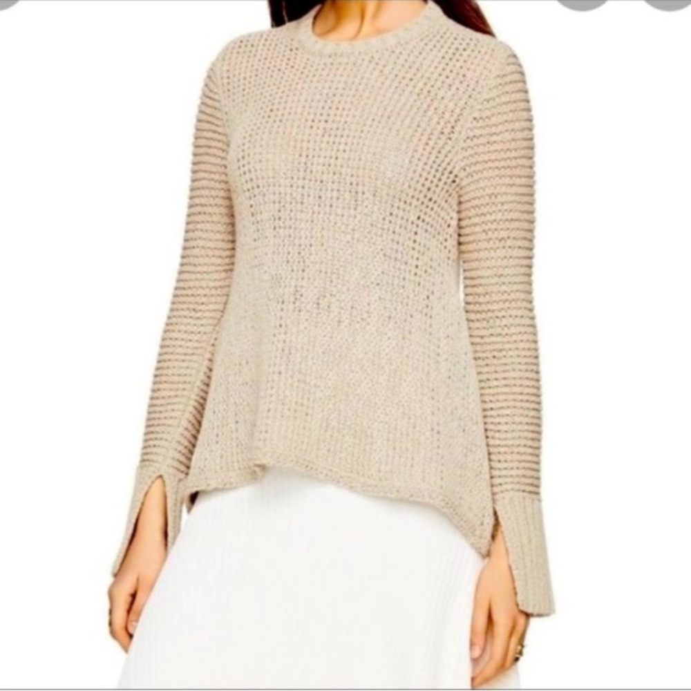 BCBGMaxAzria Tan Open Knot Sweater Women’s M slit sleeves‎ fit & flare coastal
